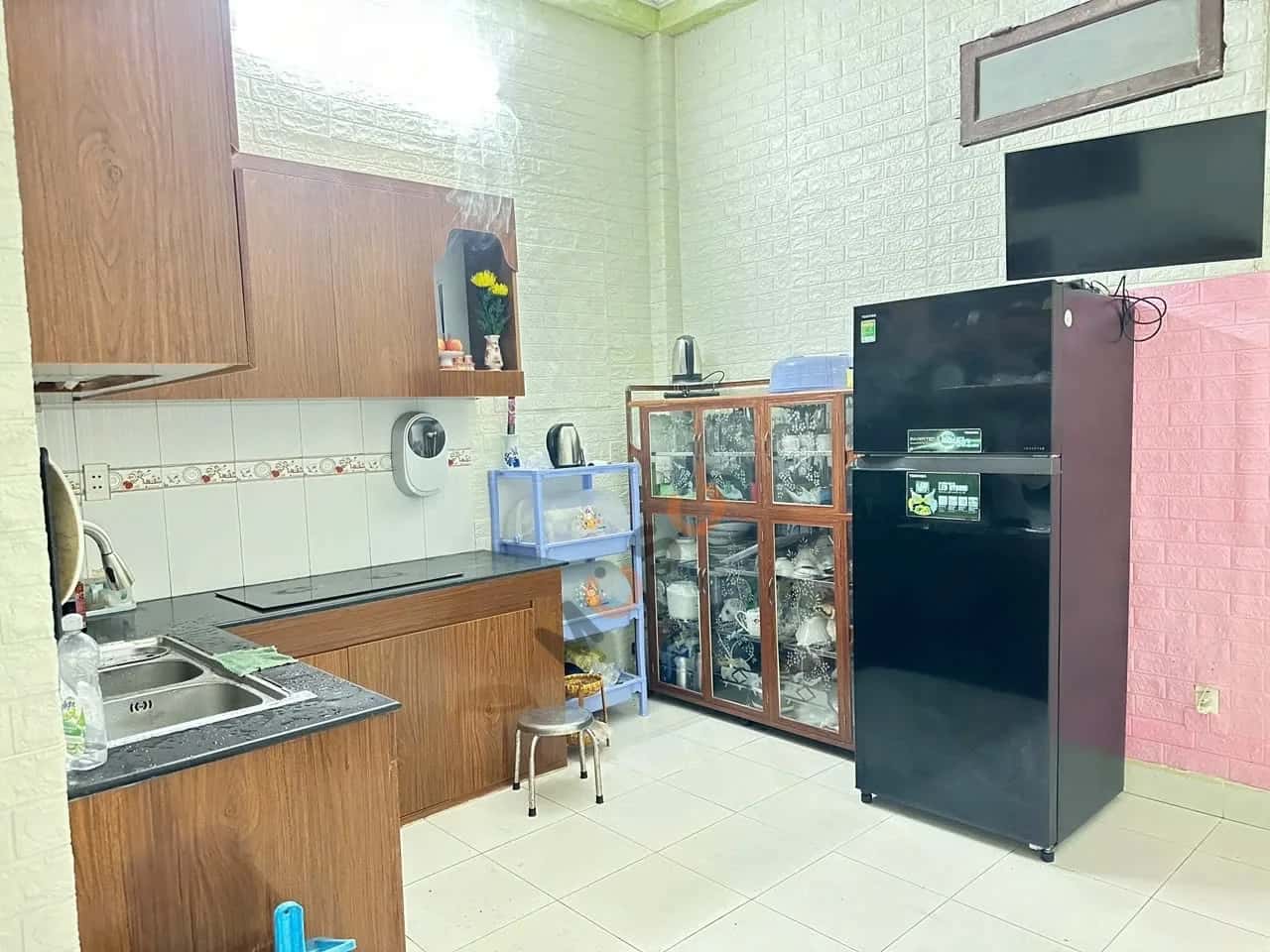 Bán nhà hẻm 43/2/4 đường 102 Quận 9, TP.HCM – 3 phòng ngủ, giá 7.8 tỷ — Hình 2